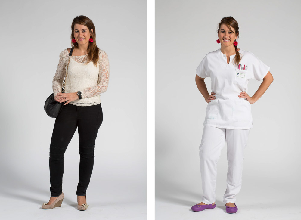 une infirmière pose en pied sur fond uni en habit de ville puis en blouse blanche